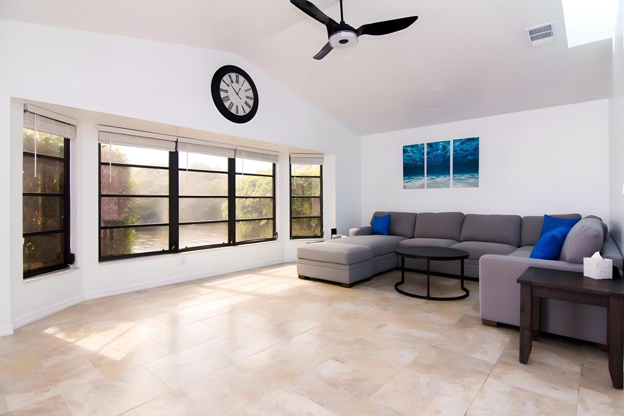 House With A Boatyour Private Waterfront Resort Port Charlotte Extérieur photo