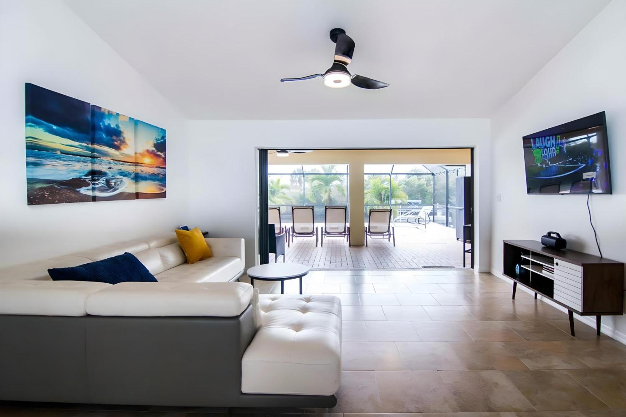 House With A Boatyour Private Waterfront Resort Port Charlotte Extérieur photo